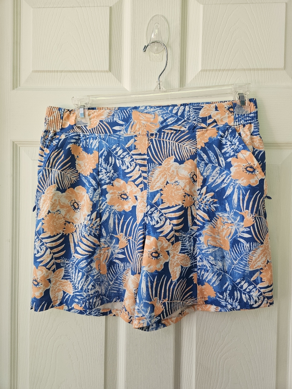 Women’s Columbia Blue Floral Elastic-Waist Shorts - Peach Print